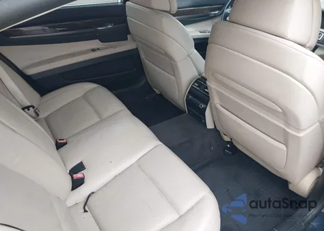 2011 BMW 750Li from USA, damaged, VIN WBAKB8C57BCY65636